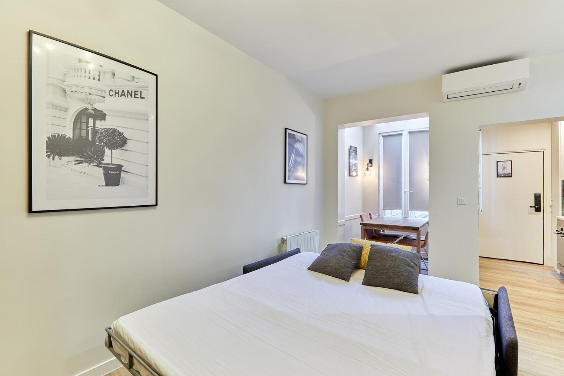 Rent A Room - Residence Meslay Paris Exterior foto